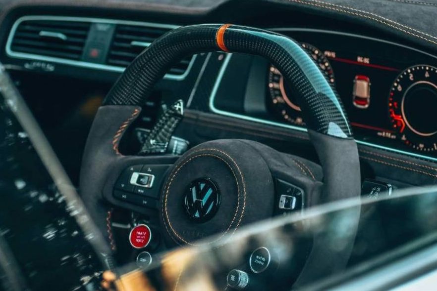 Car exterior 1